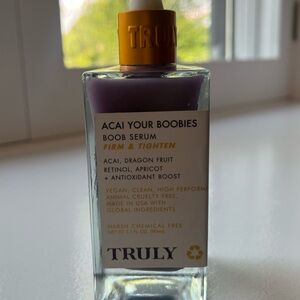 TRULY Acai Your Boobies Boob Serum